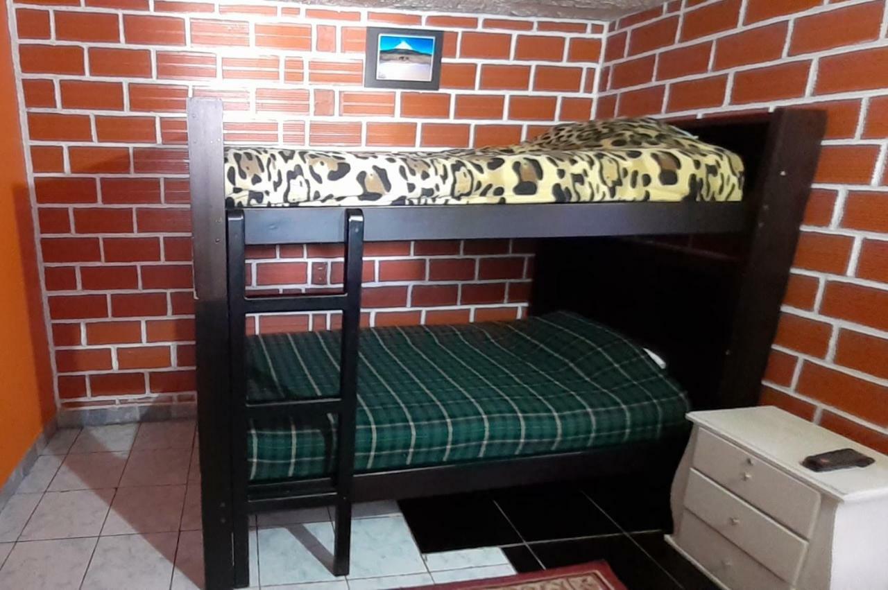 Hostal Sendero De Volcanes ラタクンガ エクステリア 写真